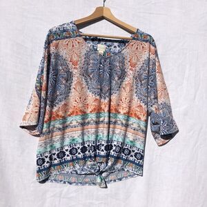 Chico's Size 2 Blue Green Orange White Geometric Knit Top Waist Tie Short Sleeve